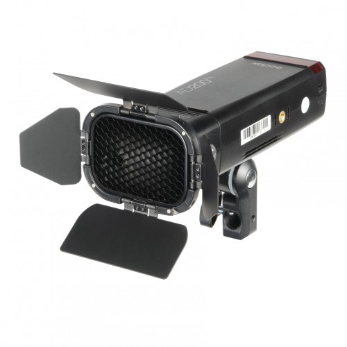 Вспышка Godox Witstro AD200Pro аккумуляторная (со шторками BD-07)