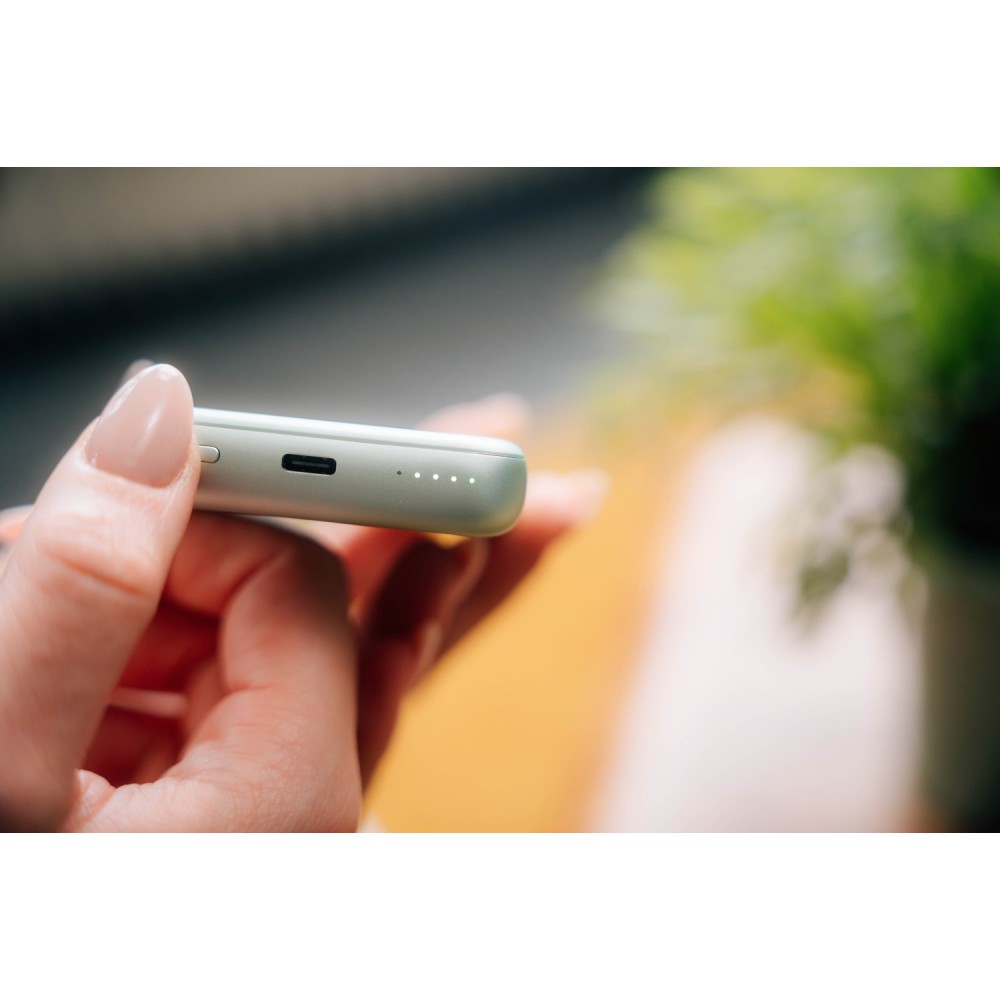 Портативный аккумулятор Verbatim Charge‘n’Go Power Bank 10000 мАч с беспроводной зарядкой, зелёный