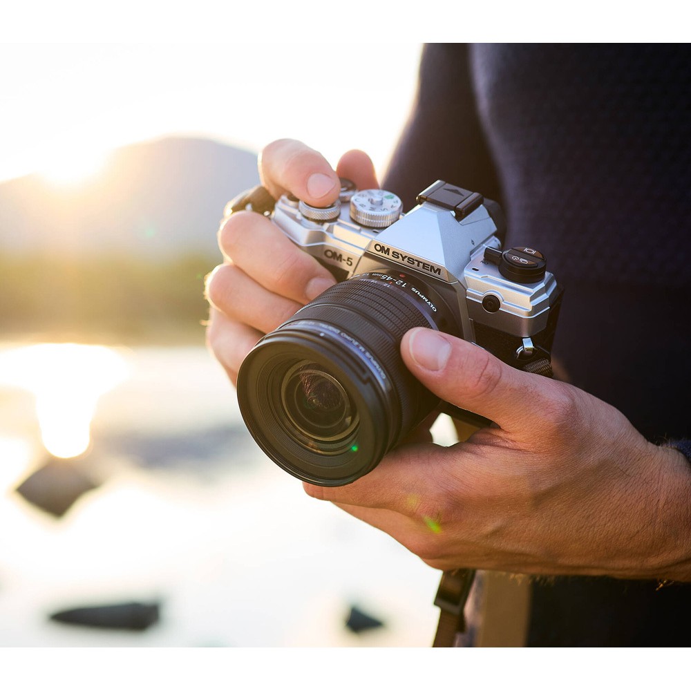 Фотоаппарат OM System OM-5 kit 12_45mm F4 Pro Silver
