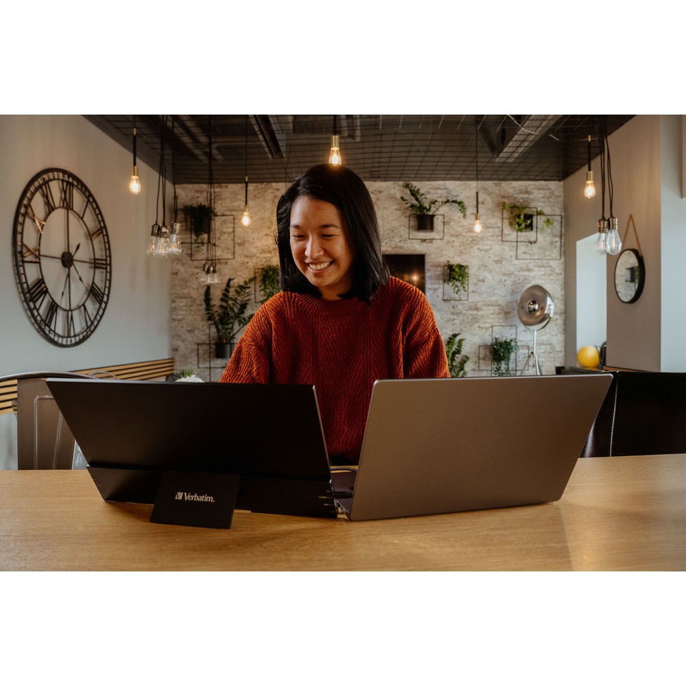 Портативный сенсорный монитор Verbatim PMT-17 Portable Touchscreen Monitor 17.3" Full HD 1080p