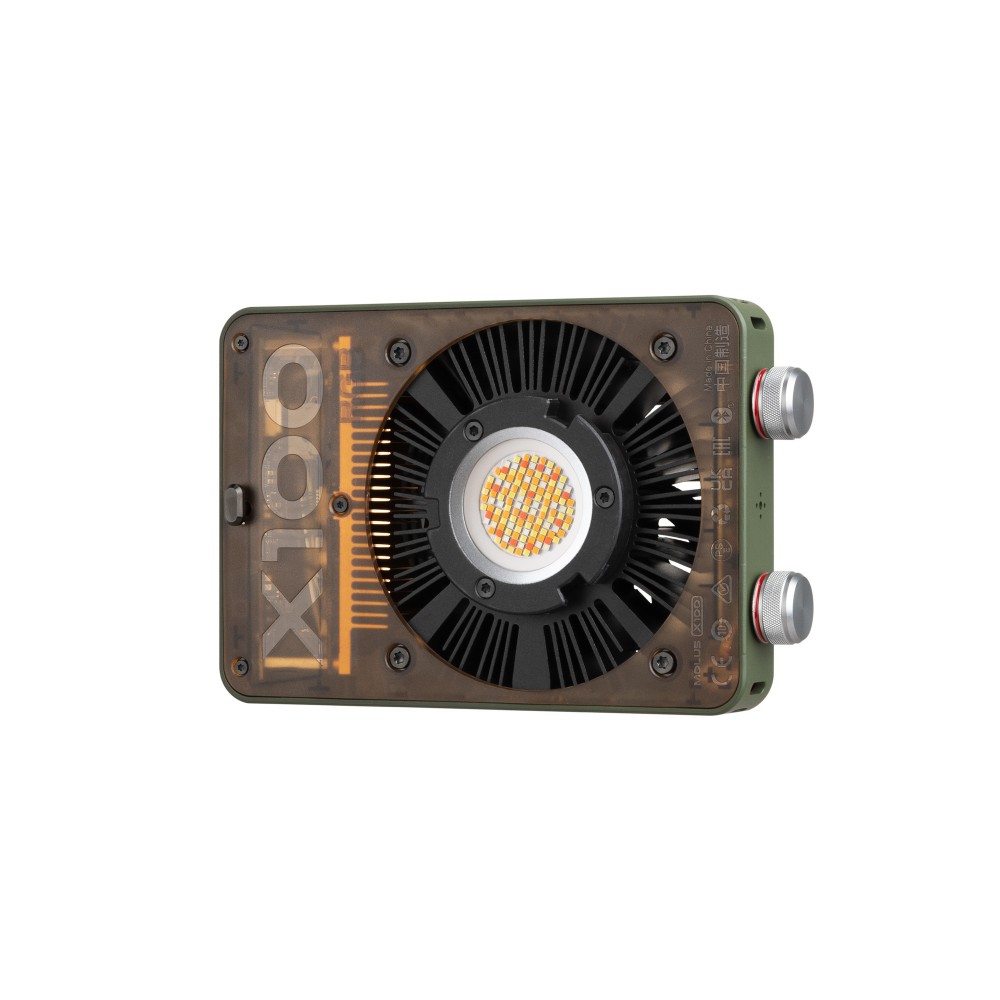 Осветитель Zhiyun MOLUS X100RGB COB Light PRO