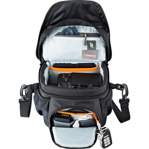 Сумка Lowepro Nova 140 AW II черная