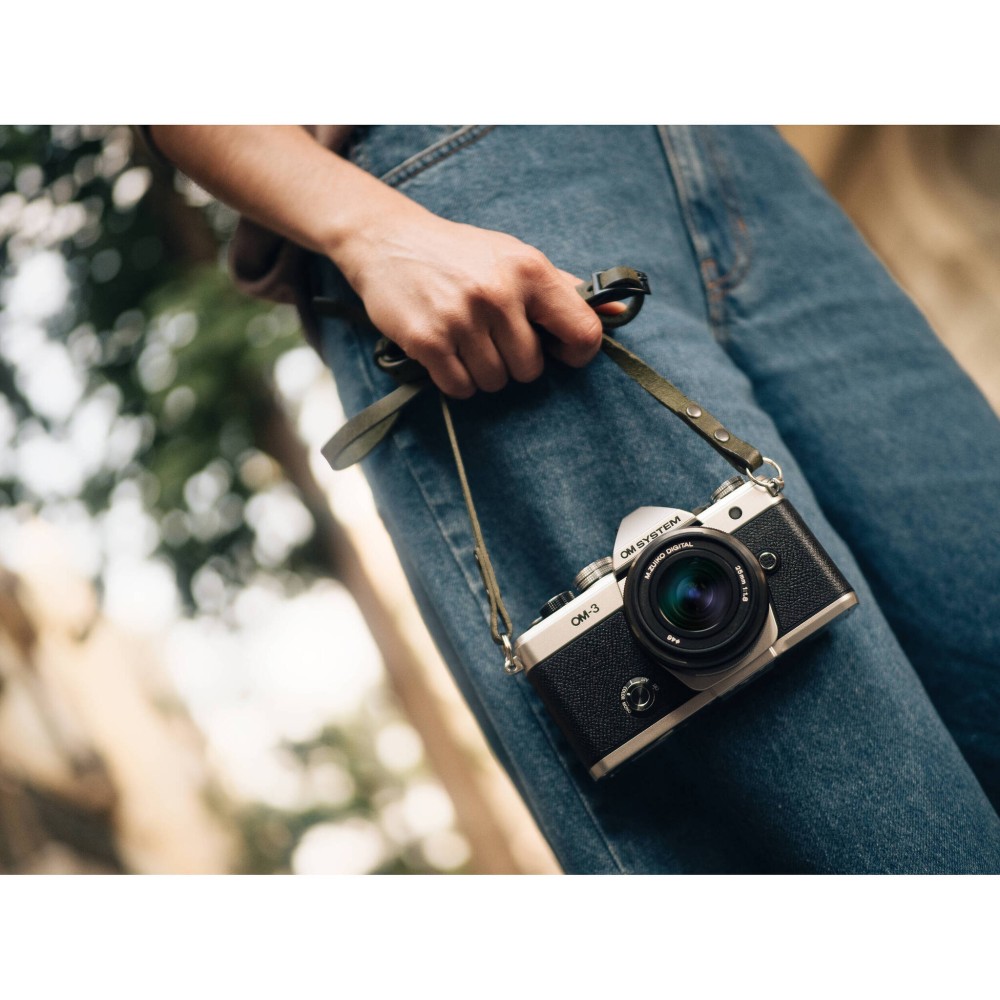 Объектив OM System M.Zuiko Digital 25mm F1.8 II черный