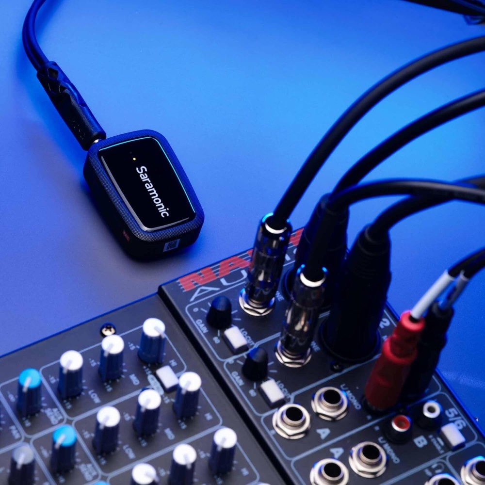 Радиосистема Saramonic Blink500 ProX B8 4TX+RX приемник + 4 передатчика, разъем 3,5 мм