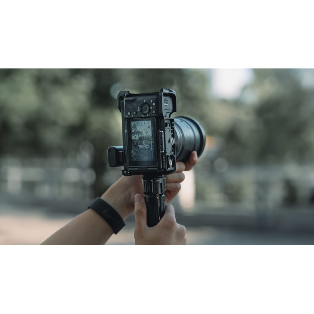 Клетка Tilta Full Camera Cage Lightweight Kit для Sony ZV-E1, черная (TA-T35-B-B)
