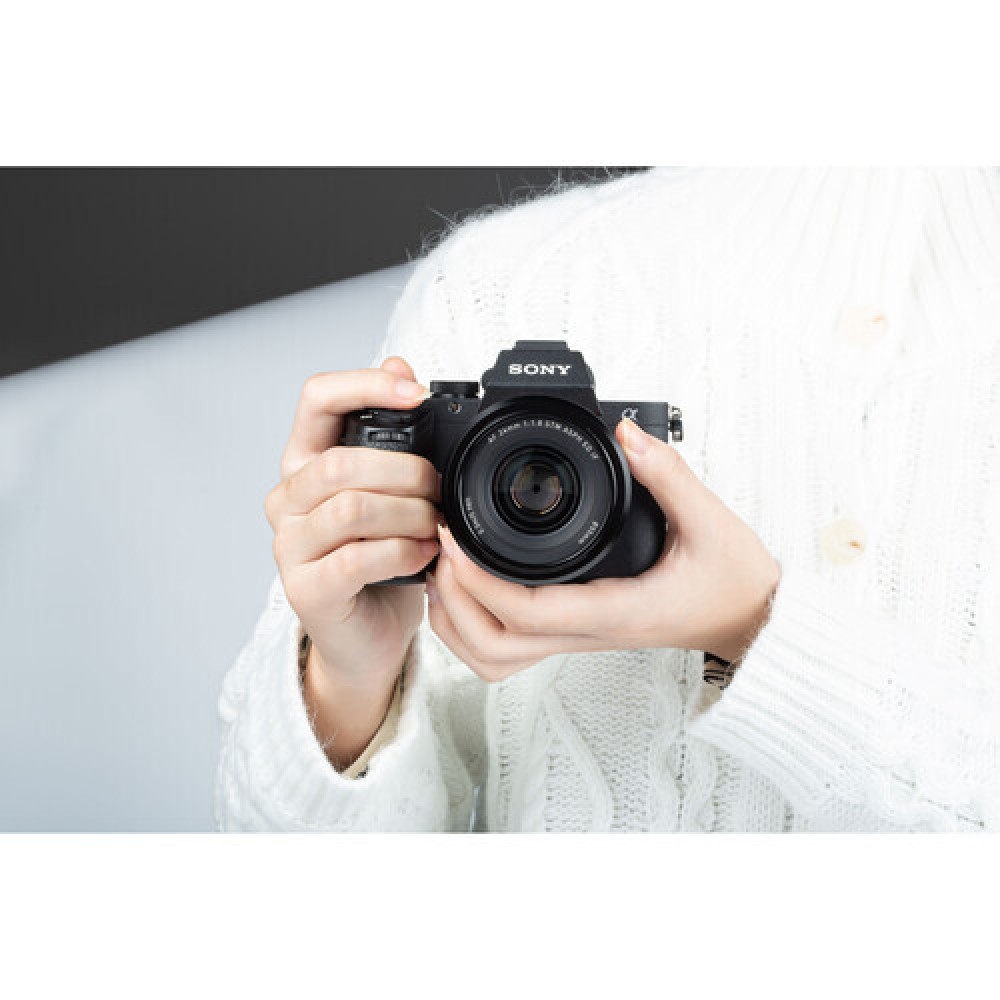 Объектив Viltrox AF 24mm F1.8 FE для Sony FE