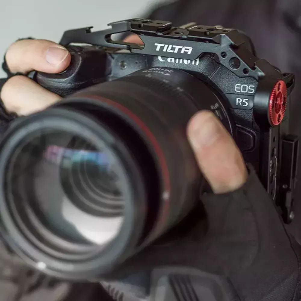 Клетка Tilta Camera Cage Kit V2 kit A для Canon R5 R6, черная (TA-T22-A-B-V2)